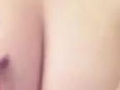 「航空母艦」撞過來，胸狠妹嬌慎：洗澡囉～誰能幫她洗？（有影） - 2