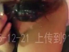 [自拍露臉]敏感熟女浴室自慰～潮吹失禁還想要（有影）