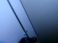 [廁所偷拍]ＯＬ如廁畫面外洩～癡漢潛伏廁所手機拍下春光照（有影）