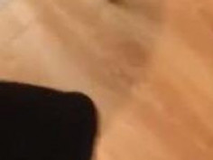 輕一點，會被聽見的，王八蛋