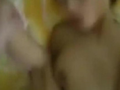 玩個看上去很嫩的24歲髮廊小妹服務特別好