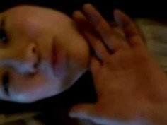 [自拍露臉]前女友的私密影片～衣服下的好身材讓人欲罷不能，閉眼默默享受男友服務！（有影）