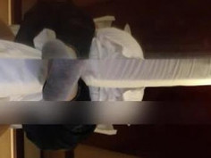 女友第一次3P特别不好意思渐渐进入状态