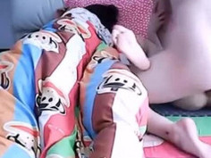 Đụ bạn của vợ khi vợ ngủ say