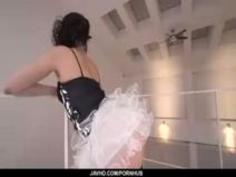 【無修正】バレエ経験のある軟体つるまん美しい女に３P生中出し