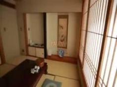 浴衣姿の色白激カワ彼女を和室で押し倒してギンギンチンポをねじ込む