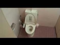 【盗撮動画】某公衆トイレで盗撮された、超カワイイ素人スレンダー制服JKがヒョウ柄パンティーずり下げてM字開脚で激しくオナニーしてるところw