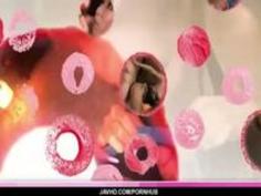 ロケットおっぱいのスレンダーギャルに舐めてもらいパイ射