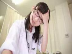 【神坂ひなの】透明感半端無い保健室の先生が可愛い童顔を歪めてパコられる！