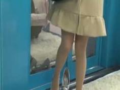 【MM号】「挿れてみたいですか？」清涼感あふれる幼妻が童貞クンを見事に筆おろし！