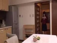 子作りに悩む巨乳の義母が息子のチンチンシュッシュッシュッ！