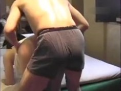 個人撮影：素人の美熟女カップルがラブホで淫行