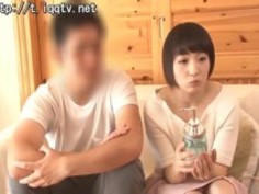 エロ動画！これは抜ける！！マッサージで、1キロ痩せたら、10万円ゲットエロい格好でマッサージうける！ぜひ見てください！