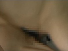 身体の不自由な熟女。でも、性欲は旺盛。目的は介護ヘルパーのチ○ポ。「あなたのチ○ポ、私の中に差し込んで～」