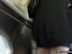 アジアの女装者がおしゃぶりしゃぶり