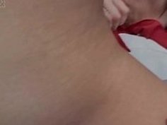 シャイ・ジャップ・スクール・ベイビー・スイッチ・ディックを猫から口に