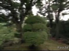 アンナ・アンジョが屋外ショーでコックを吸うつもりです