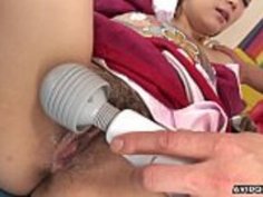 セクシーなお尻アジアの10代の彼女のおなかを荒廃HD +