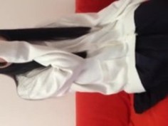 ピチピチ肌の色白JKがパンティの上から電マで攻められてアンアン喘ぐ