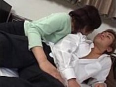 日本の熟女水着