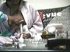 妻の裸の身体と猫盗撮