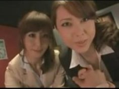 おっぱい大きめ痴女のWフェラが激エロ