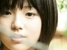 篠崎愛 - ウォーキング