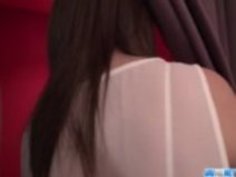 沙耶藤原はおいしい洞の世話をよくします