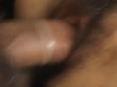 ルリ庵野は亀裂に釘付けされます