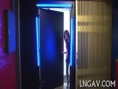 痴女ママはディルドで遊んで愛して