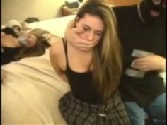 女子学生待ち伏せとFondled！