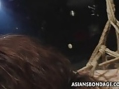 アジアのfloozyためのいたずらと変態BDSMの挑戦