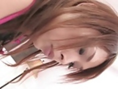 ランジェリーを見抜くホットアジアの可愛い人は、ハードファックが好き