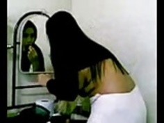 マレーができ、それは彼の売春婦とのポン引きも？