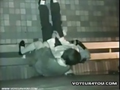 女子高生カップル屋外クソ