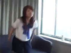 シャワースクールガール