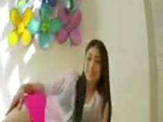 2本のチンポを取る若いアジア人のセックス恋人ティーン