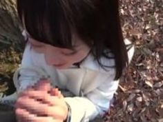 めっちゃかわいい顔した巨乳おっぱいのお姉様はガチのスケベ淫乱痴女ビッチだった…野外青姦露出主観フェラ抜きしちゃってる浜崎真緒