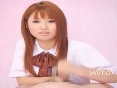 かつて人気を誇った成瀬心美が女子高生姿で高速手ヌキに体操着でオナニーしちゃう動画