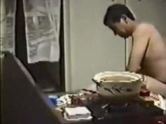 【人妻ハメ撮り】五十路で巨乳の人妻おばさん素人熟女のハメ撮り個人撮影プレイが、自宅にて…。