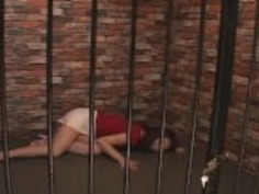 彼女はそれに値するような日本のスレーブが吸っ