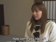 字幕日本の女子高生の尻三人組