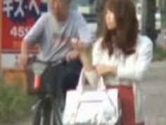 フラストレーション日本人女性は毛深いを持っています