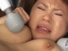 めぐ早坂はすべての彼女に充填されます