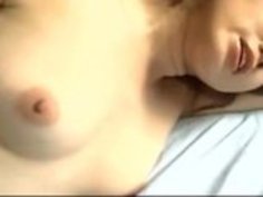 【無修正】旦那の出張中にAV出演しちゃった四十路美人妻が中出しSEXに絶叫　他