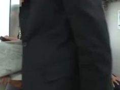 巨乳 痴漢 OL 電車 乳