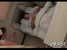 日本の看護師の激しいセックスシーン