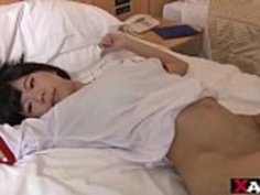 小さな日本のセックスは、小さな猫を剃った[映画のgoo.gl/o4Jsrs]