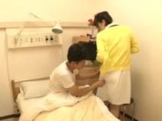 巨乳 ナース 可愛い セクハラ 乳