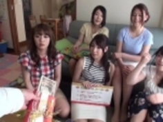 童貞くんと自宅で人生初の王様ゲームしてみませんか旦那とご無沙汰な欲求不満巨乳妻をガマンできず独り占めでハメまくり橘メアリー♪香山美桜♪保坂えり♪綾瀬れん♪渡辺もも